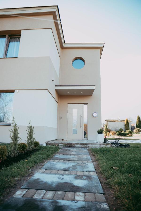 Rumido Suite Valmiera Bagian luar foto